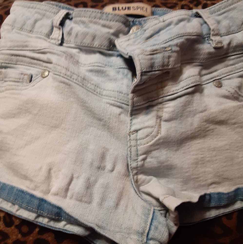 Super cute shorts !